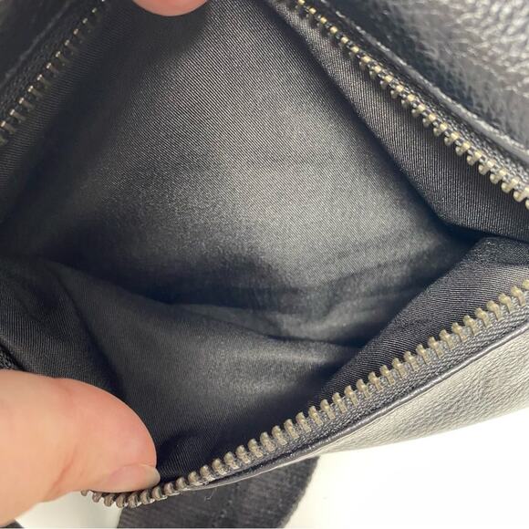 Black Faux Leather 2 in 1 Adjustable + Chain Straps Crossbody Shoulder Bag - Picture 9 of 15